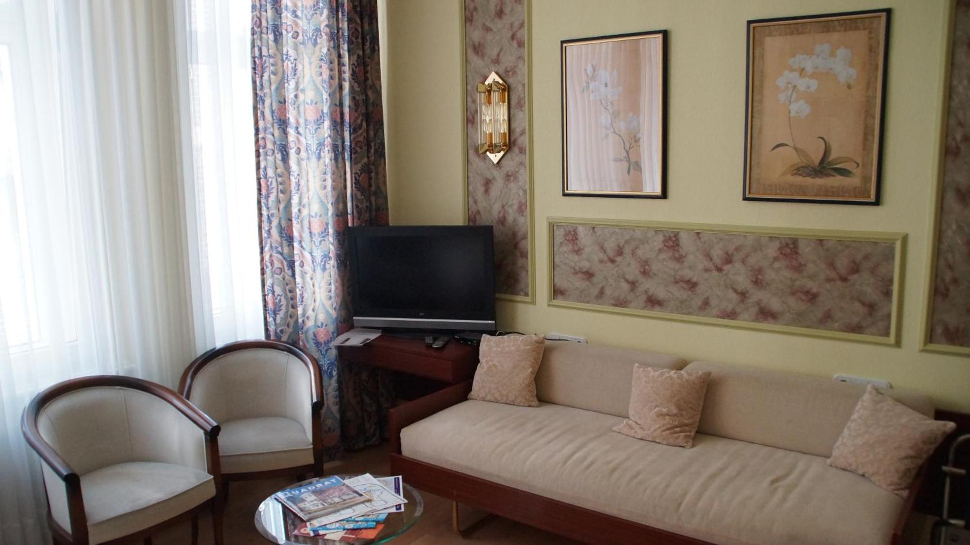 Hotel Alt Lueneburger Kutscherstuben エクステリア 写真